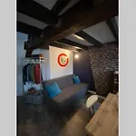 La Maison Sevigne - - N°6 L'indus Daire *
